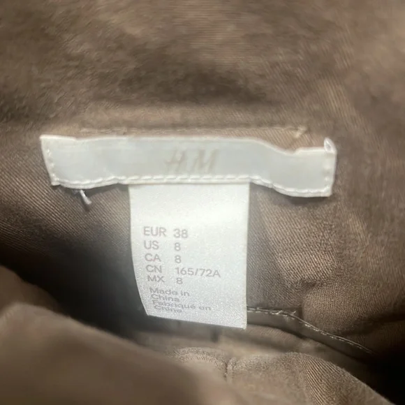 H&M Skirt - Picture 6 of 6